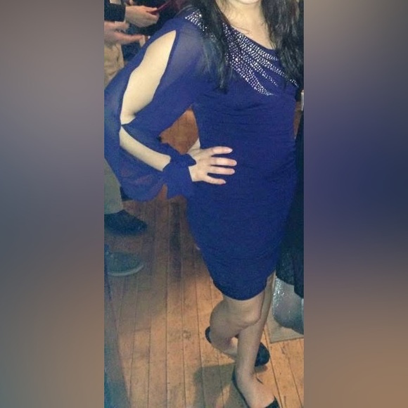 One Shoulder Ruched Dress - Picture 4 of 5